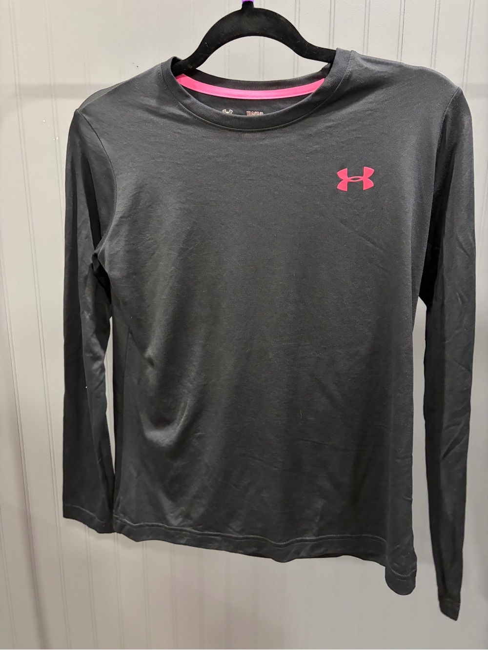 Under Armour Girls' Long Sleeve Breast Cancer Awareness